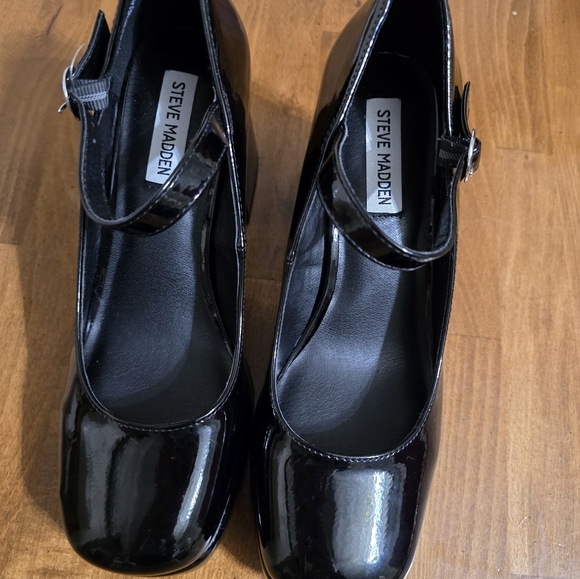 Steve Madden Mary Janes - Picture 2 of 7